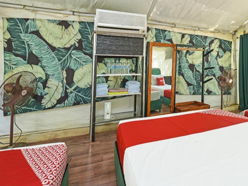 Oyo 90636 Teratak Zakiah Chalet ジェラントゥート エクステリア 写真